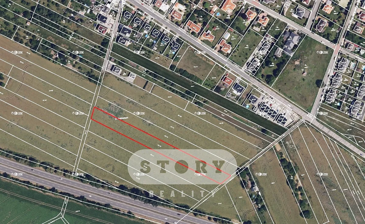 Prodej pole 4759 m²